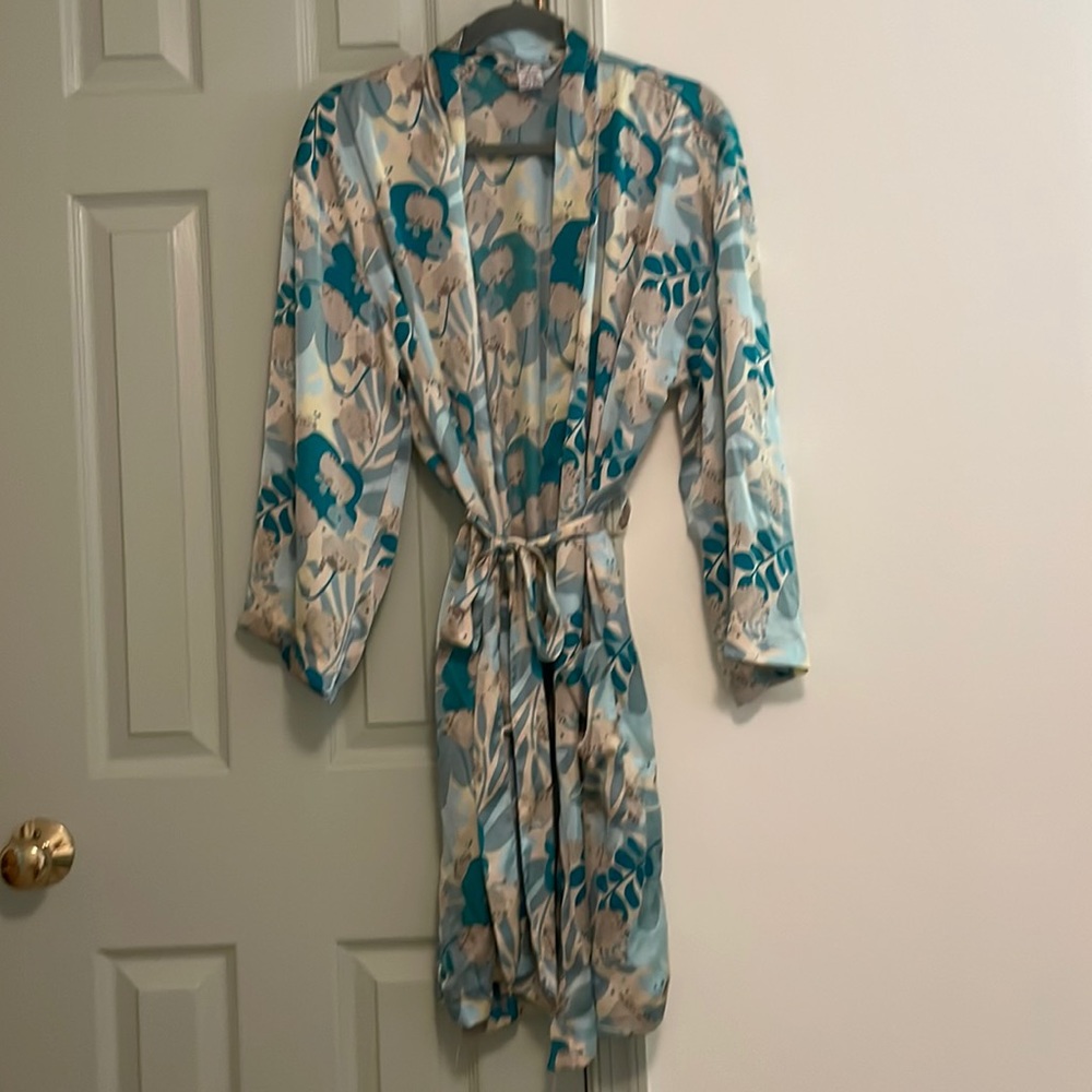 Pusheen Robe